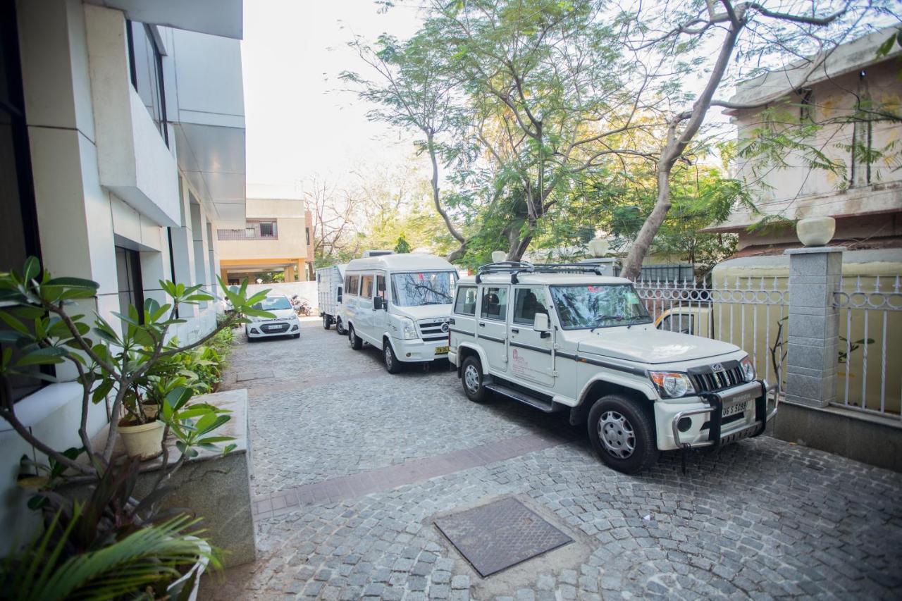 Hotel Shelter Chennai Exterior photo